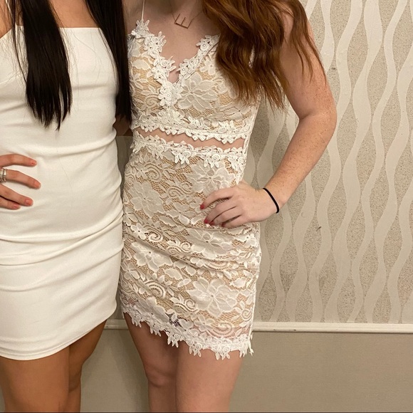 Windsor Graduation Dress - Picture 2 of 3